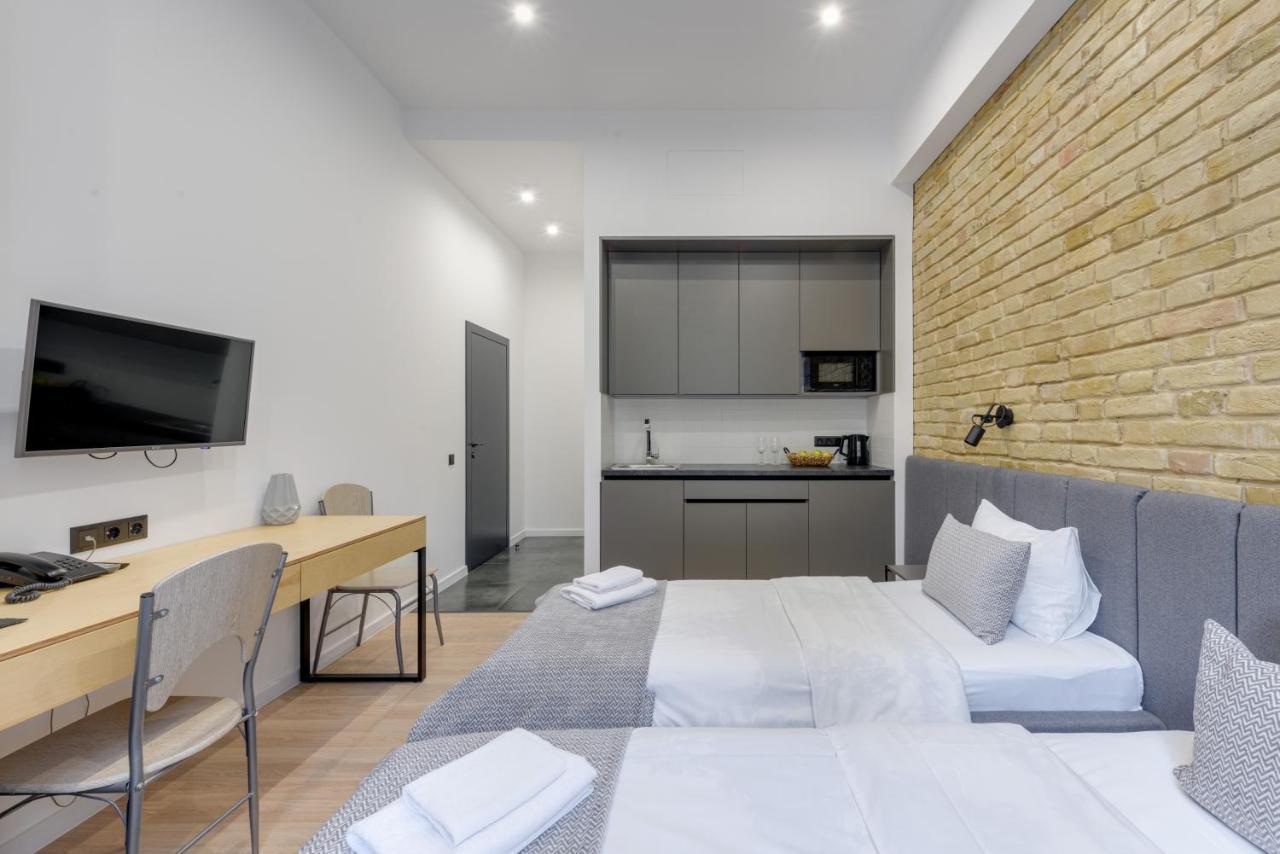 Centrooms Kropivnizkogo Mini-Hotel Kiev Esterno foto