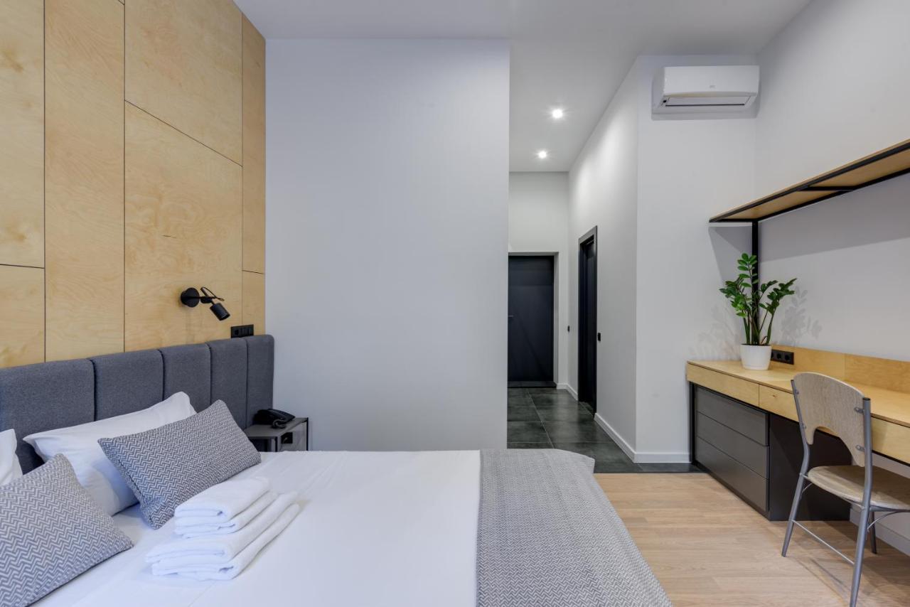 Centrooms Kropivnizkogo Mini-Hotel Kiev Esterno foto