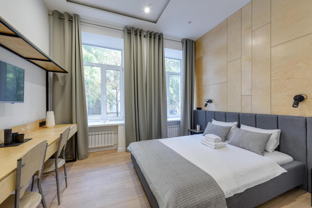 Centrooms Kropivnizkogo Mini-Hotel Kiev Esterno foto