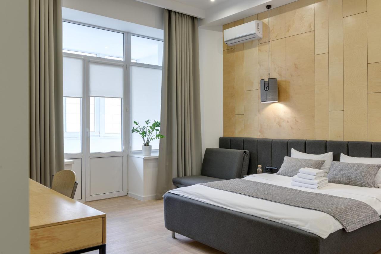 Centrooms Kropivnizkogo Mini-Hotel Kiev Esterno foto